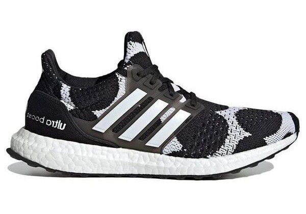 Кроссовки Adidas Ultra Boost 20 черно-белые